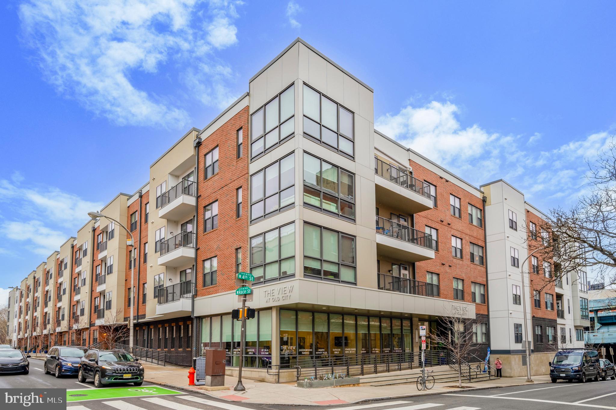 401 Race St #305