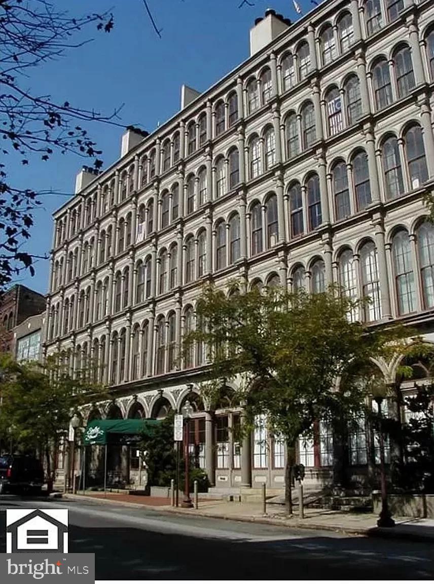 107 Arch St #1e