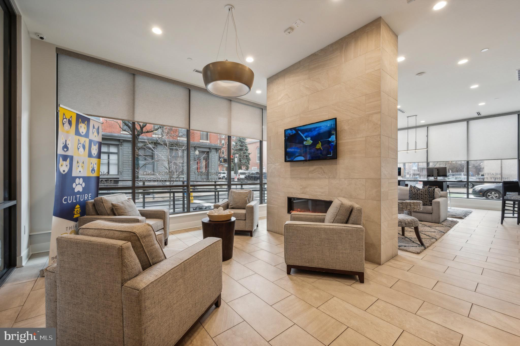 401 Race St #120