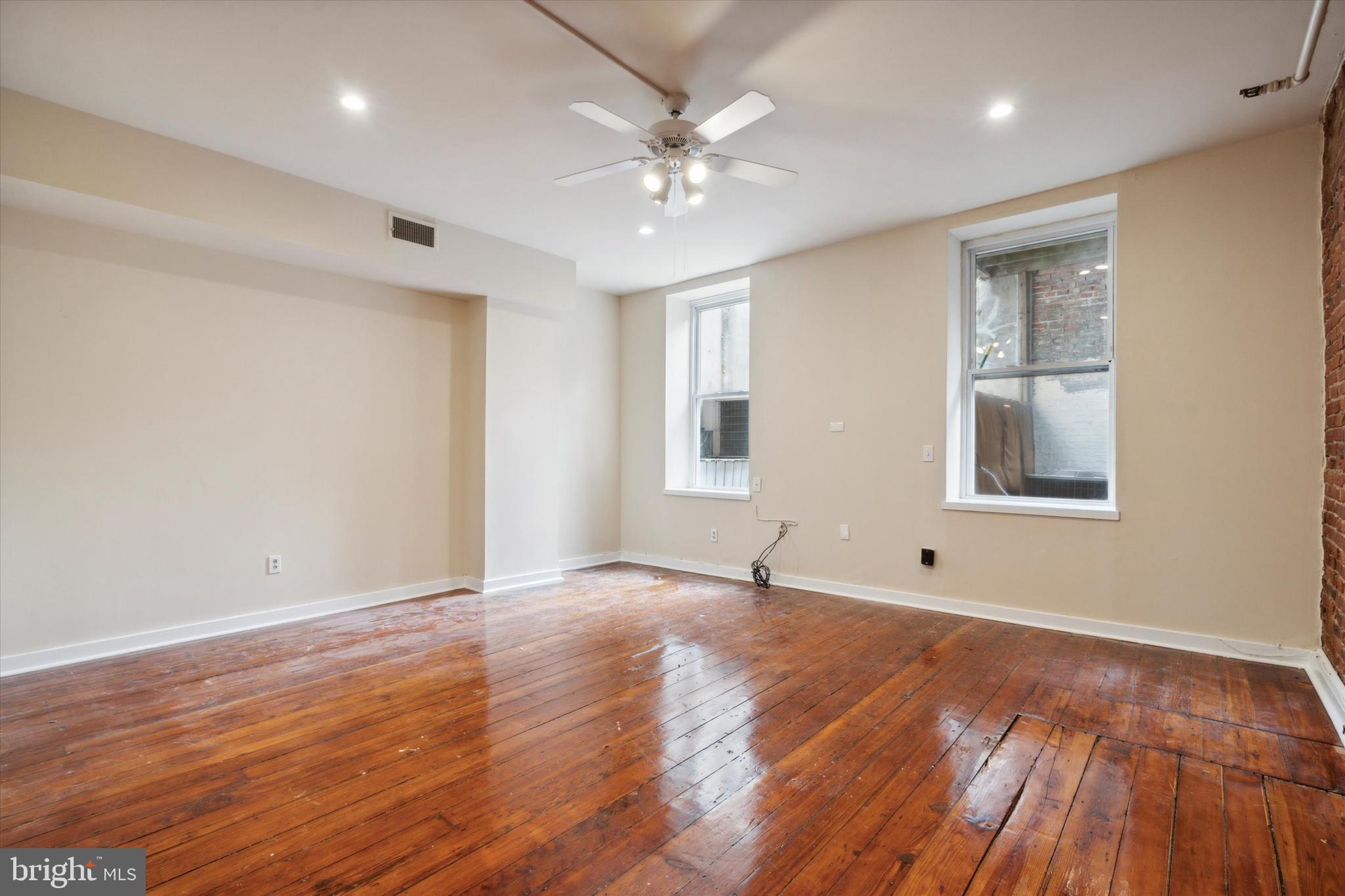 21 N 3RD ST #3B