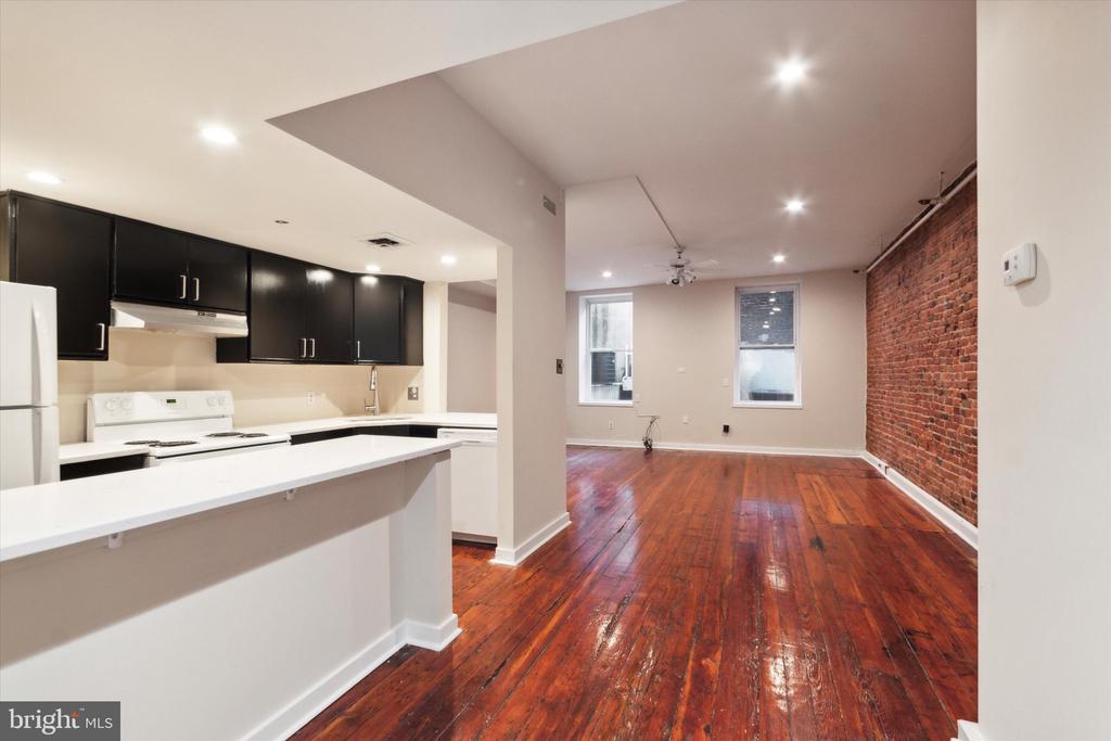 21 N 3RD ST #2A