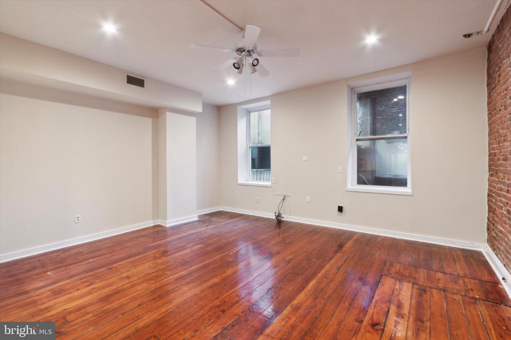 21 N 3RD ST #2A