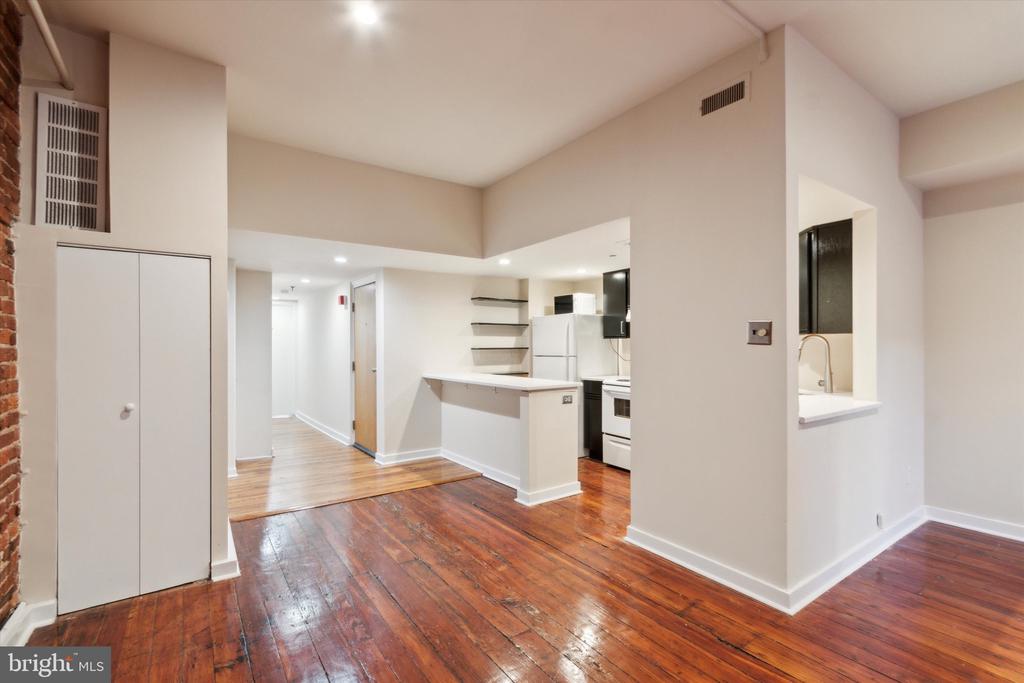 21 N 3RD ST #2A