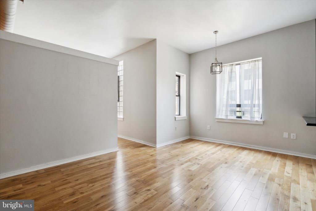 222 CHURCH ST #4C