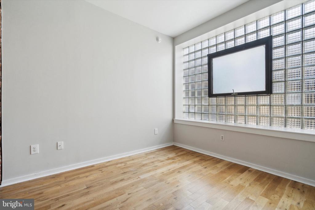222 CHURCH ST #4C