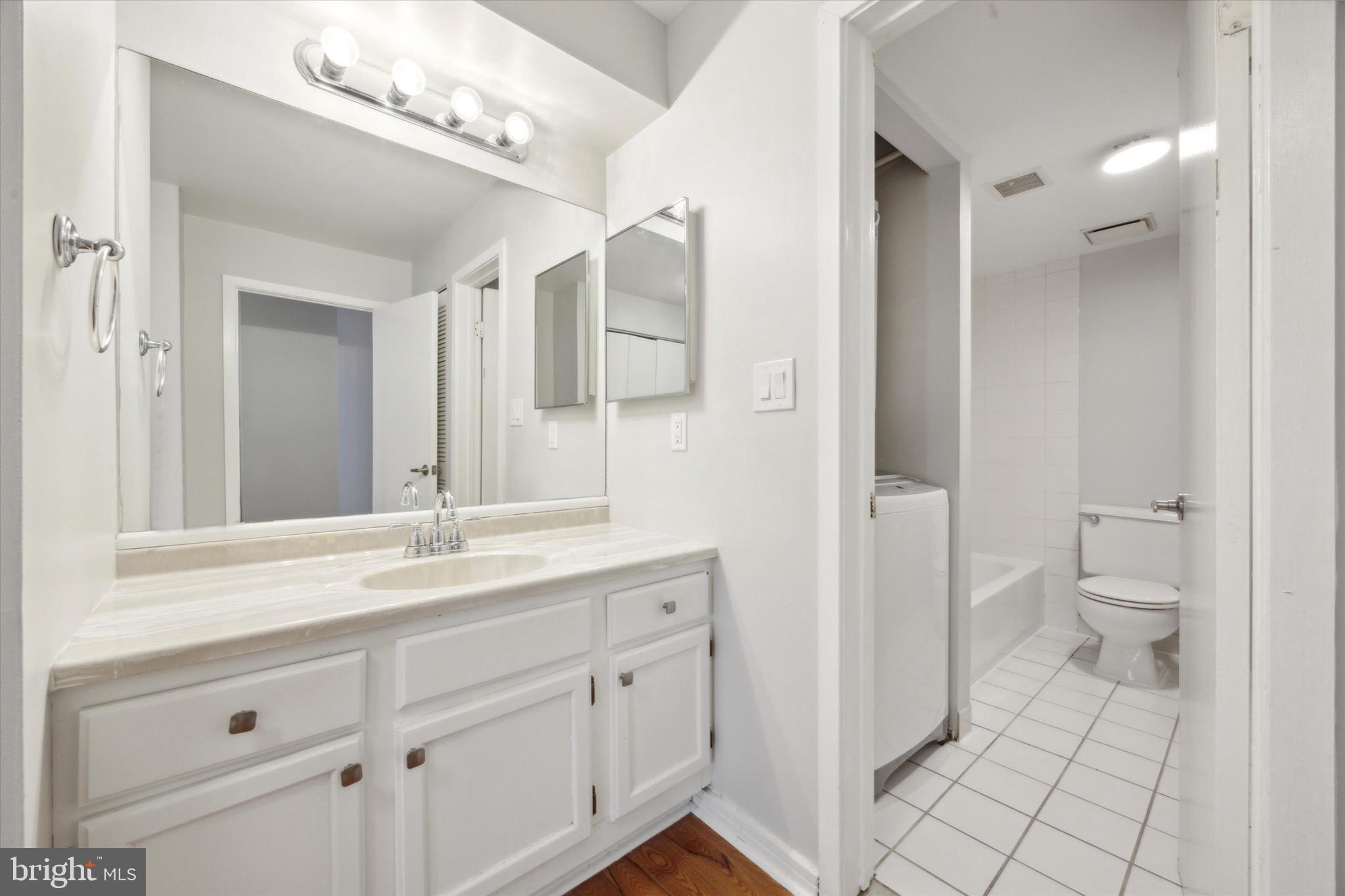 222 CHURCH ST #2A