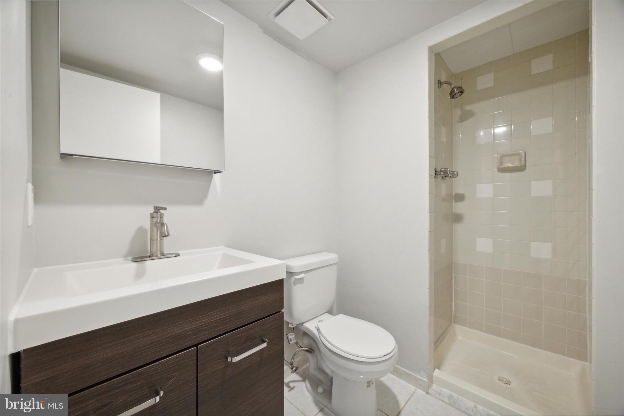 222 CHURCH ST #3F