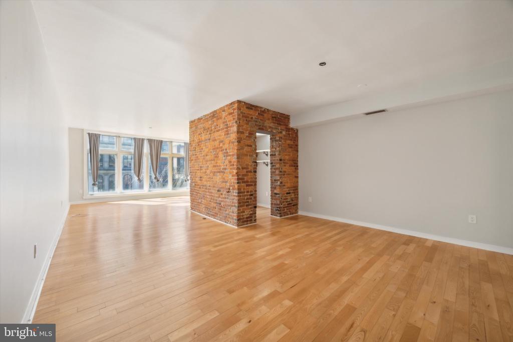 222 CHURCH ST #3F
