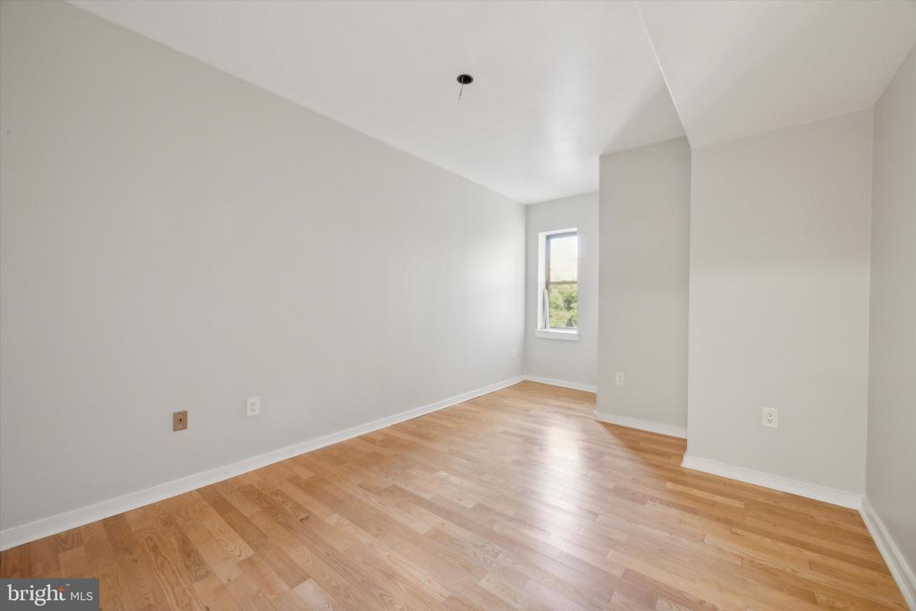 222 CHURCH ST #3F