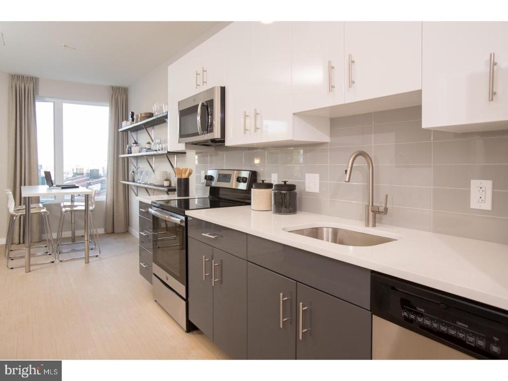 121 N 2ND ST #628