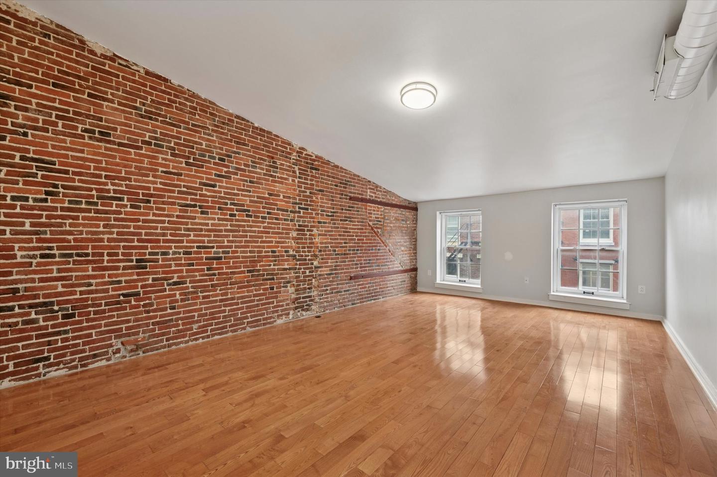 222 CHURCH ST #2J