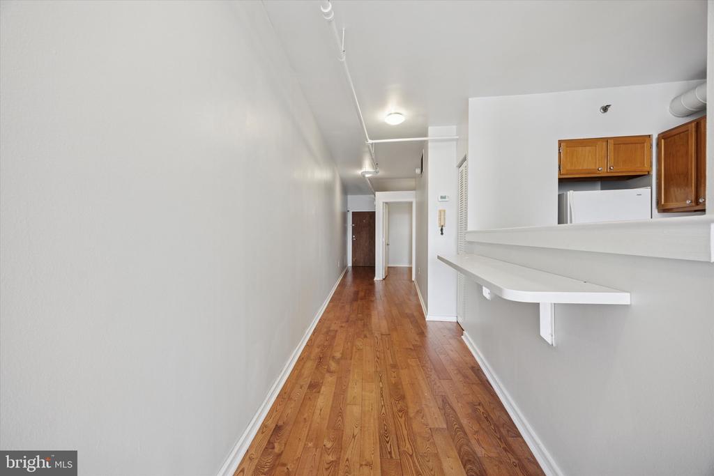 222 CHURCH ST #2E