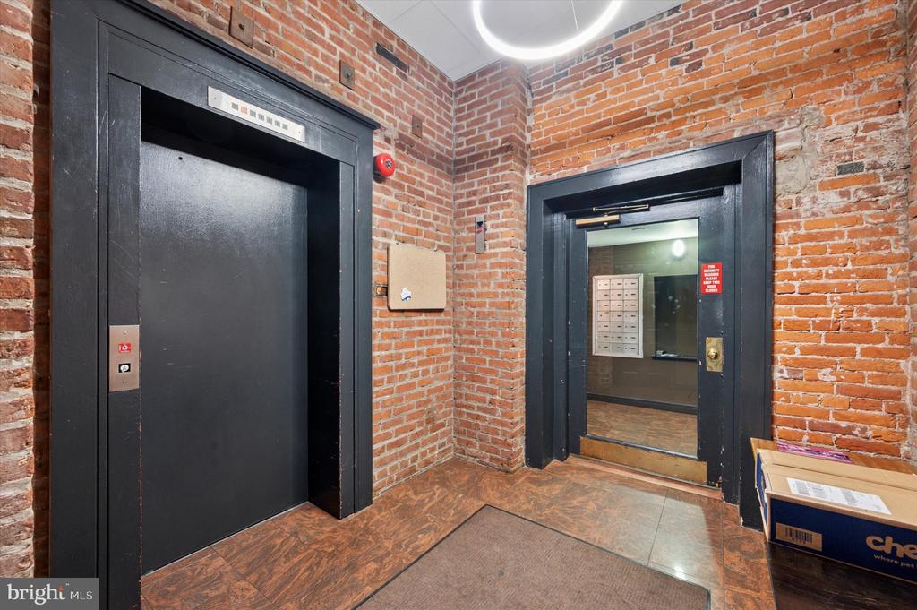 222 CHURCH ST #4H