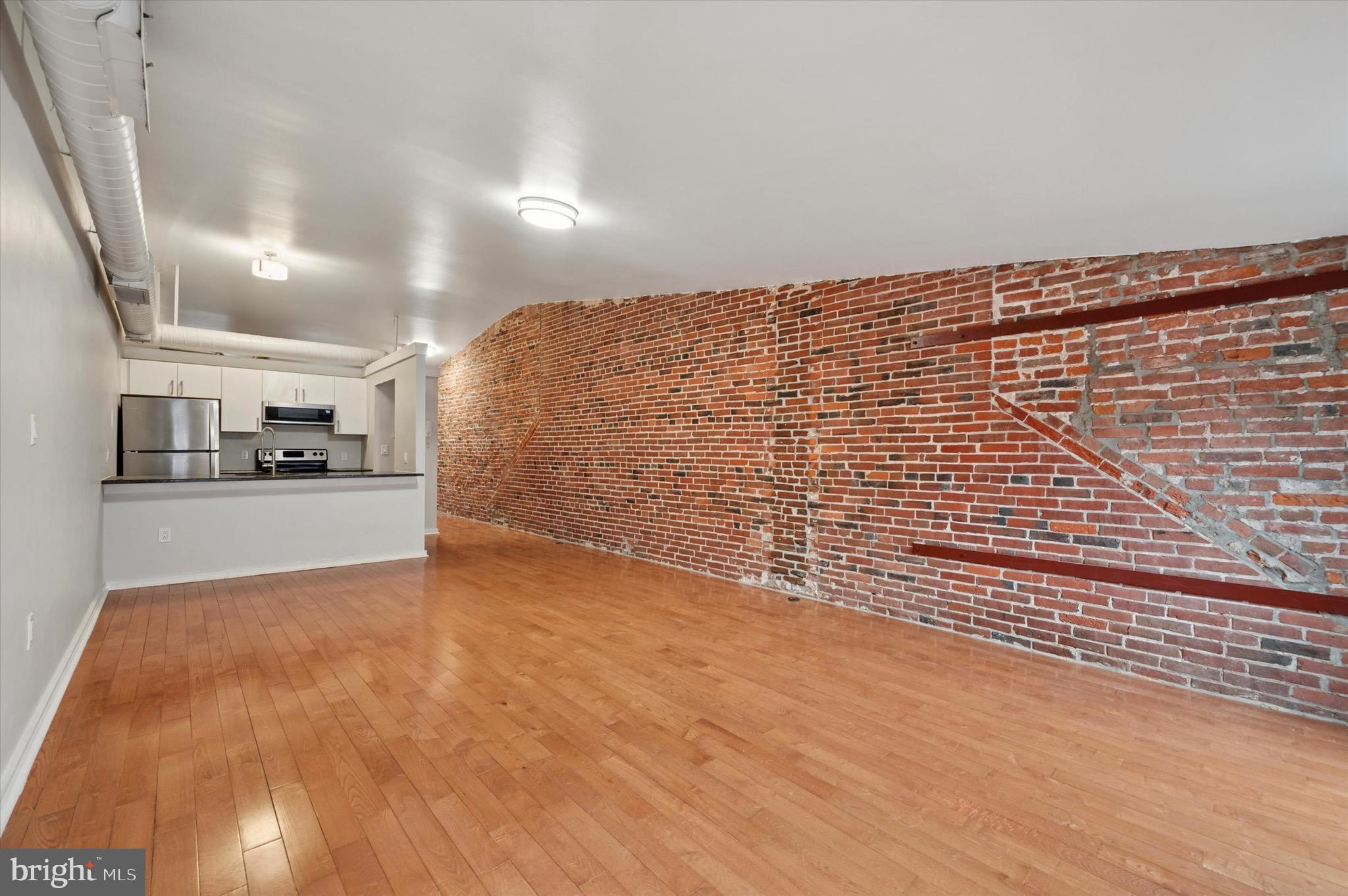 222 CHURCH STREET 4J