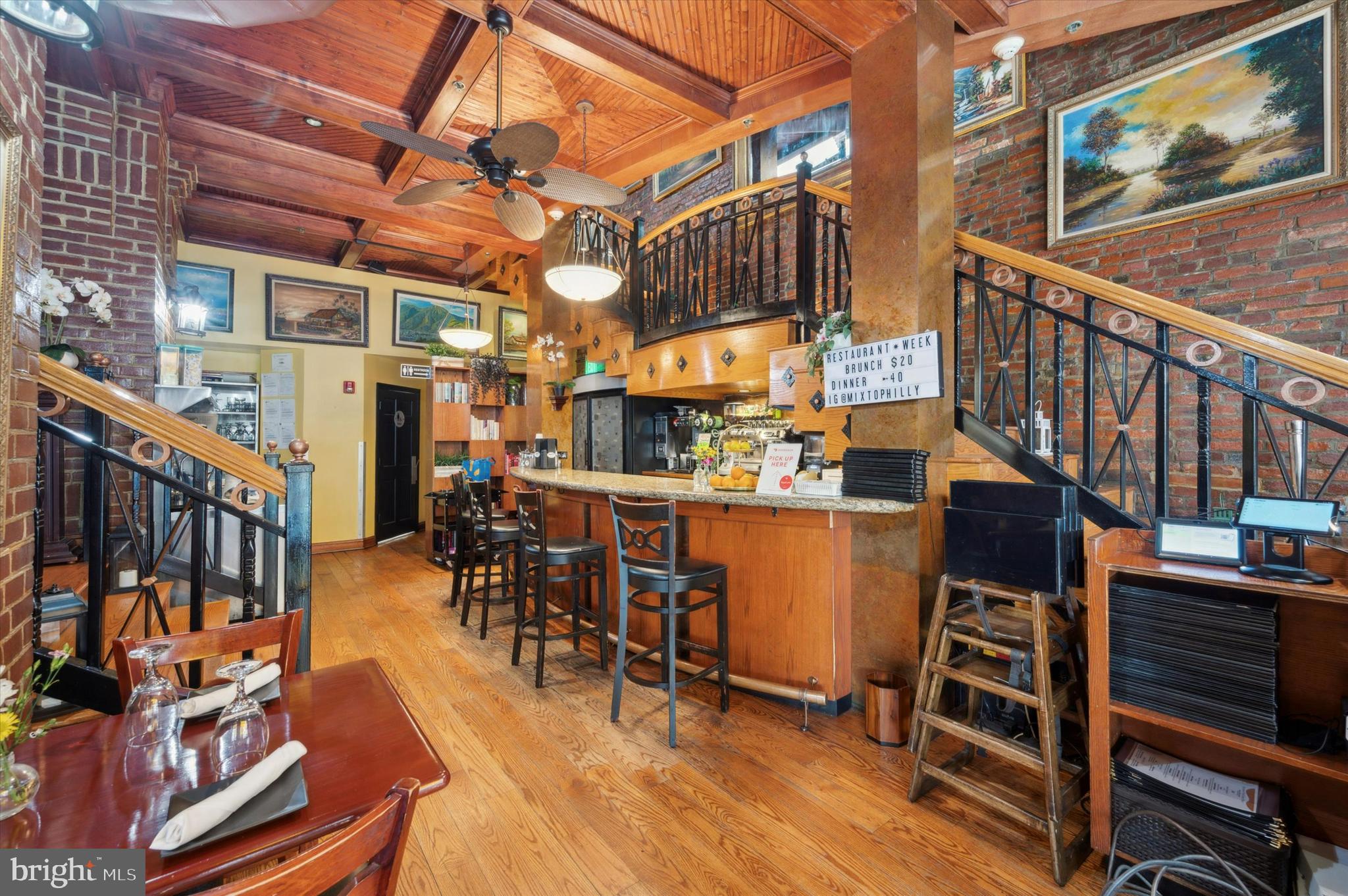 1141 PINE STREET 43