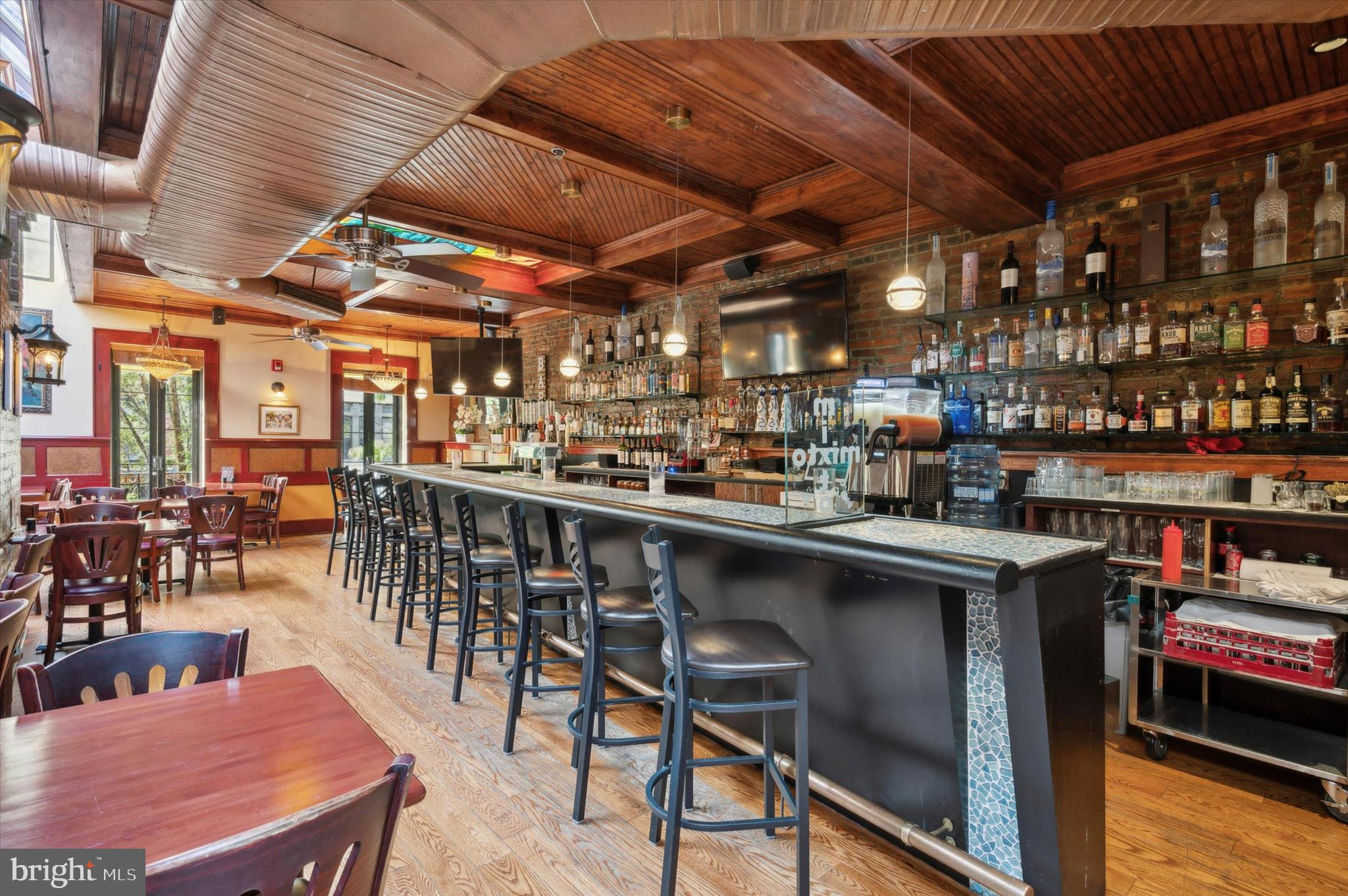 1141 PINE STREET 43