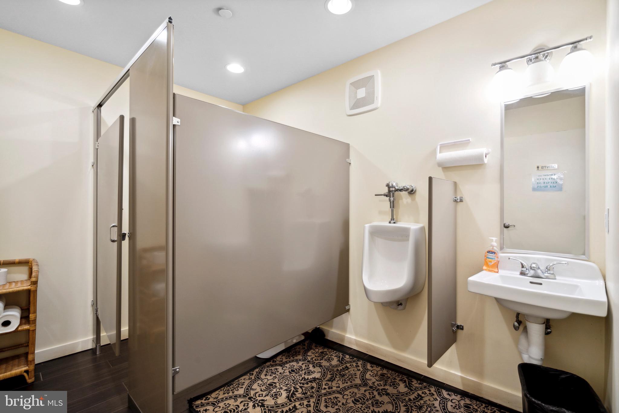 309 ARCH STREET 13 101