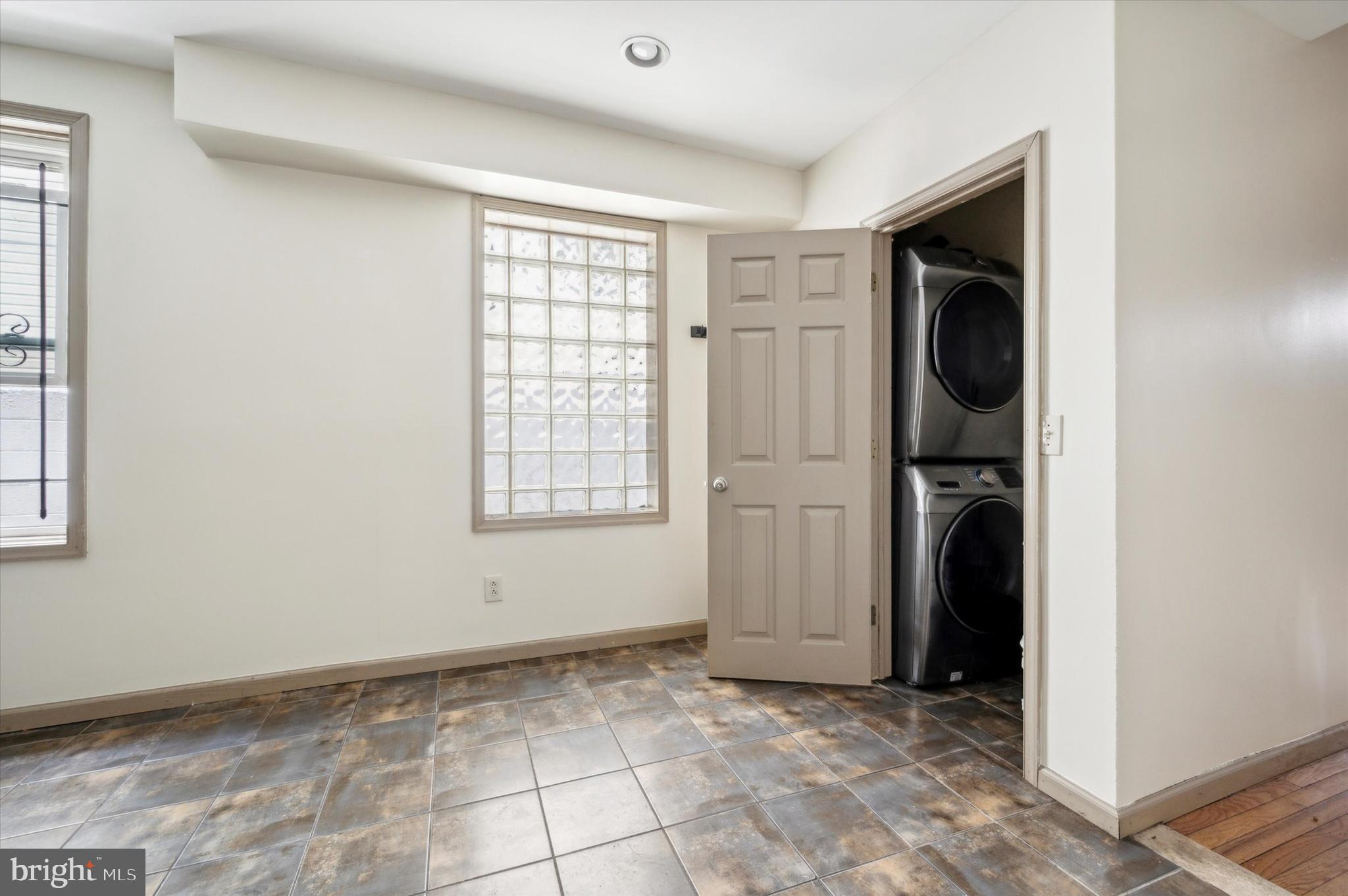 1632 N WILLINGTON STREET