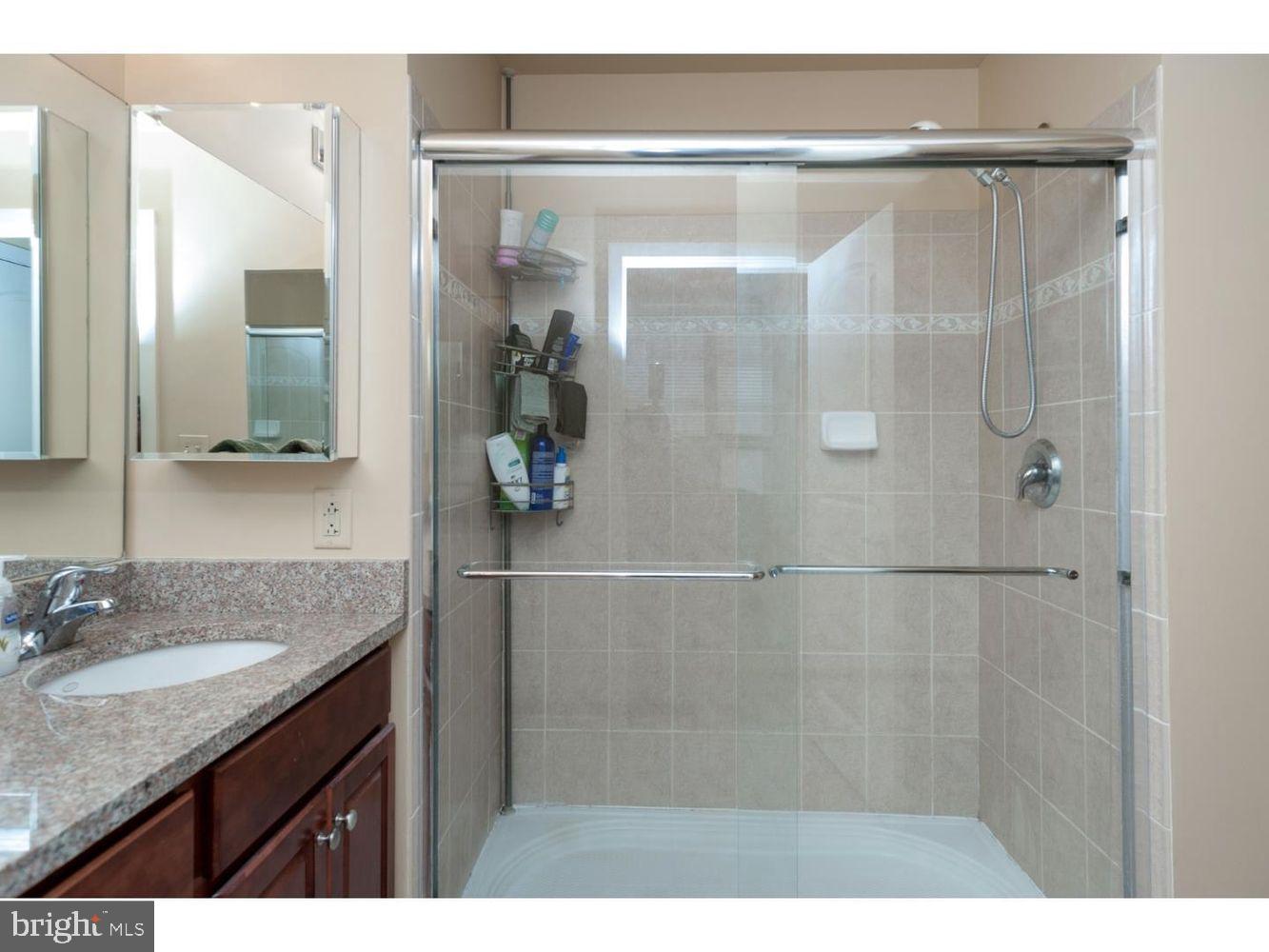 113 N BREAD STREET 3D2