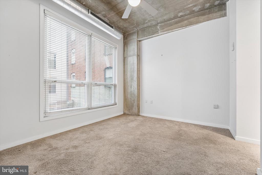 113 N BREAD STREET 3D2