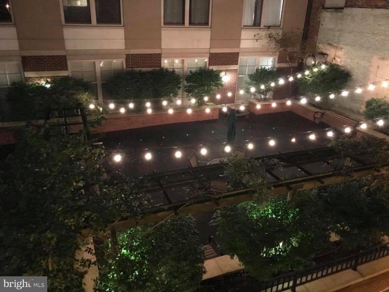 113 N BREAD STREET 3D2