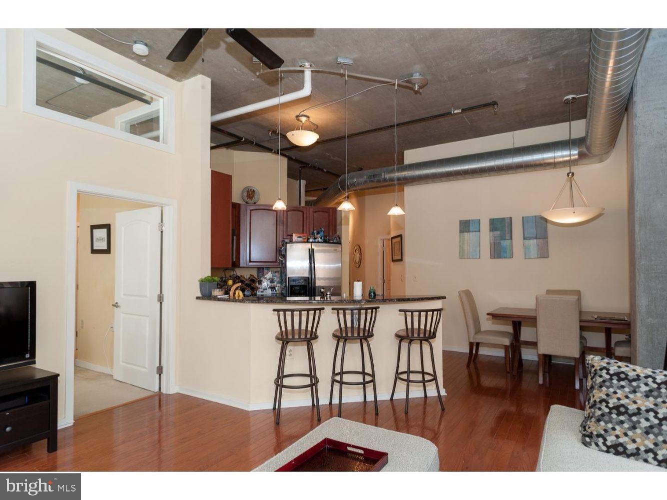 113 N BREAD STREET 3D2