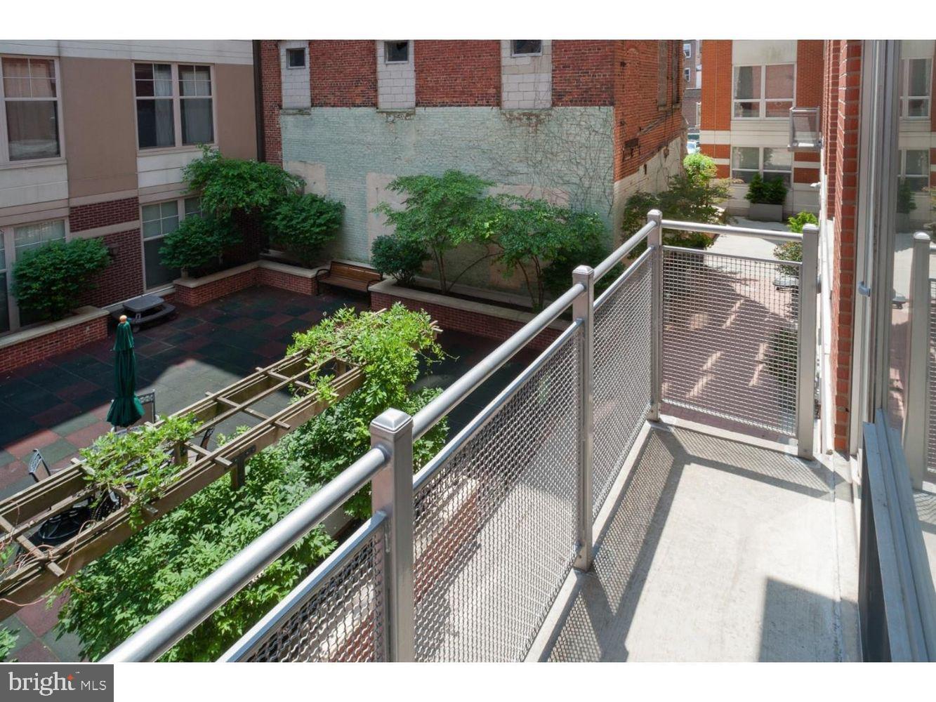 113 N BREAD STREET 3D2