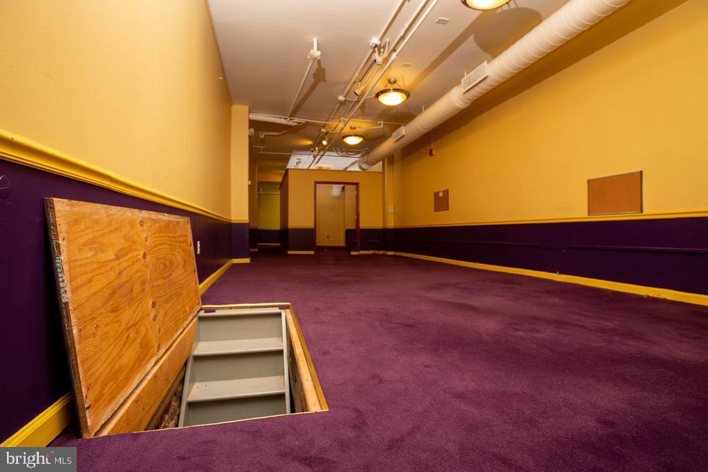 220 N CHURCH STREET