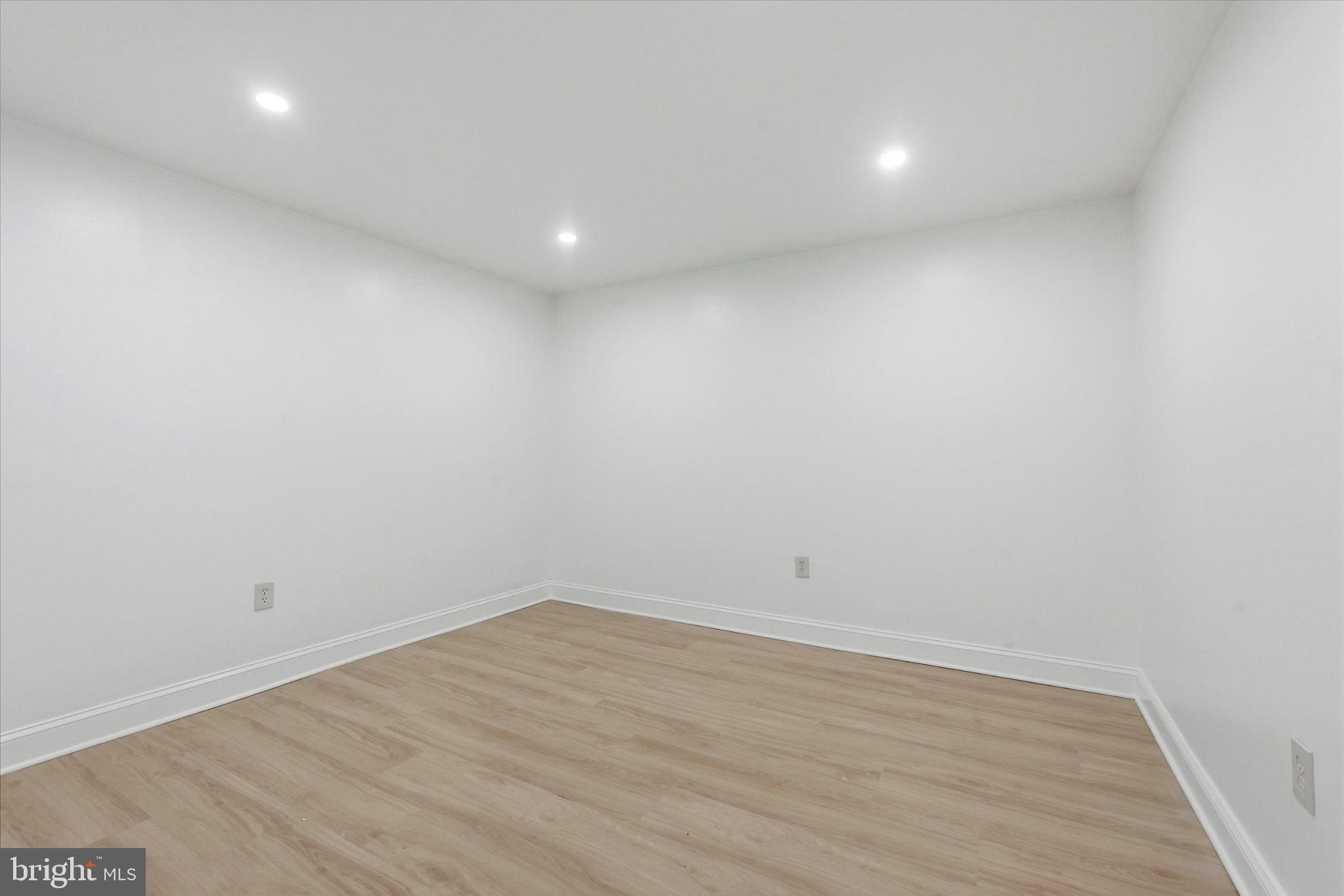 1006 PINE STREET 2