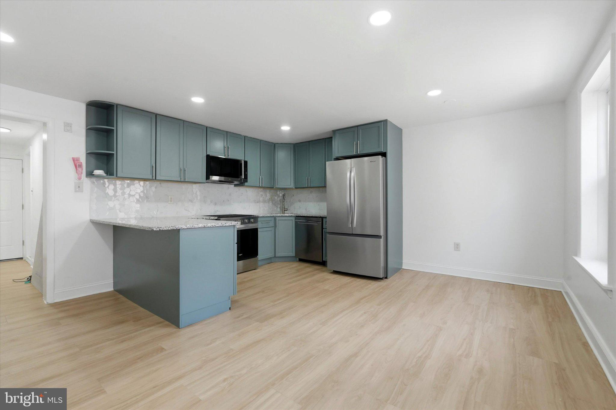 1006 PINE STREET 2