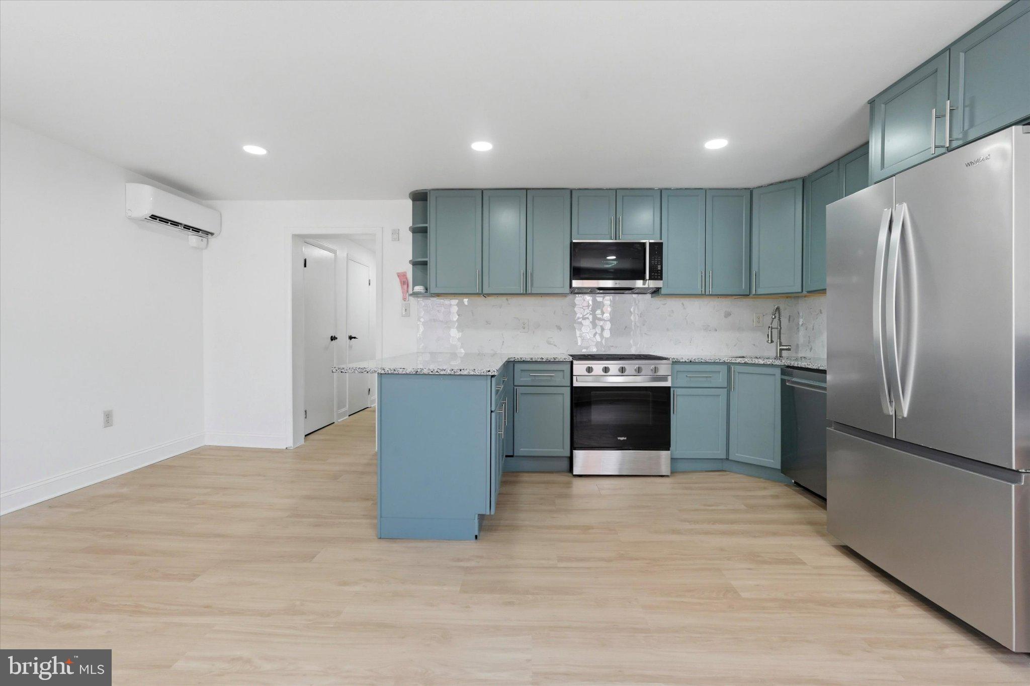 1006 PINE STREET 2