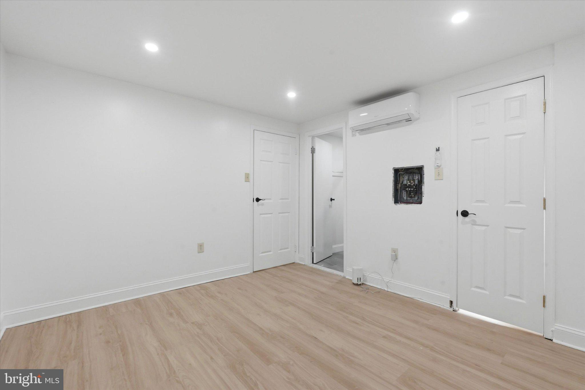 1006 PINE STREET 2