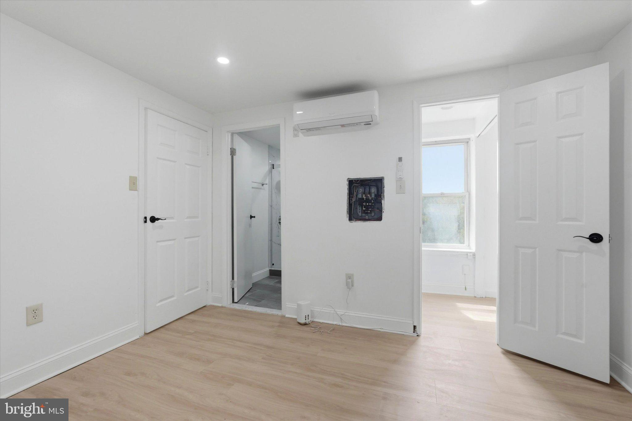 1006 PINE STREET 2
