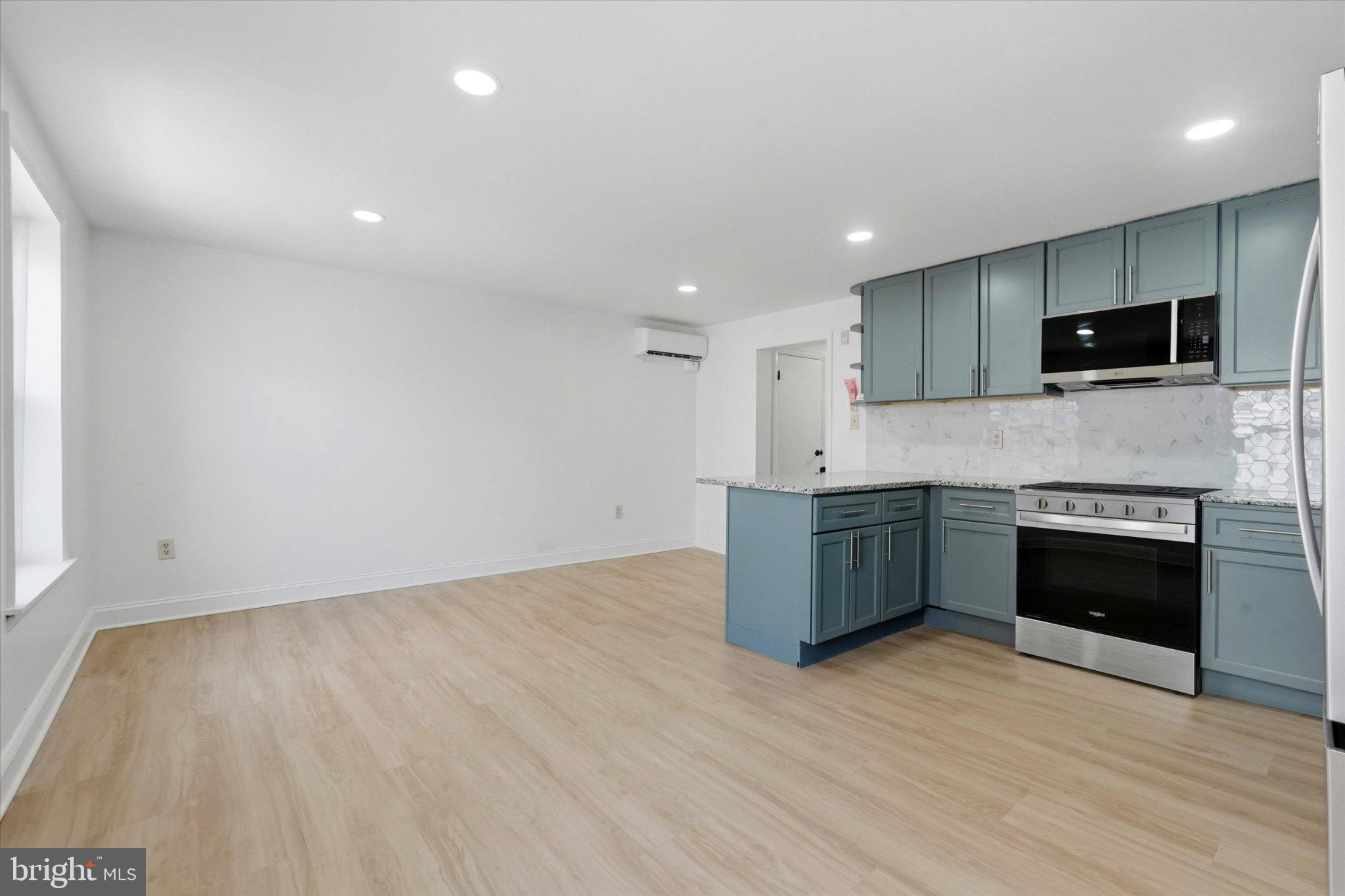 1006 PINE STREET 2