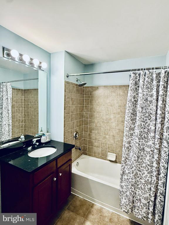 112 N 2ND STREET 5D5