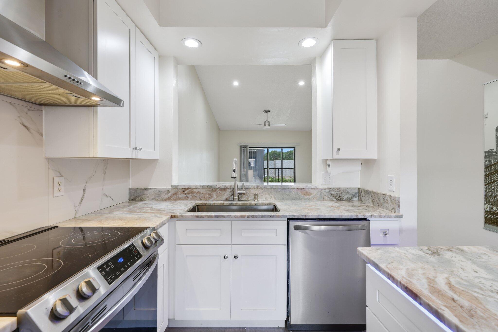 7891 Willow Springs Drive 1022