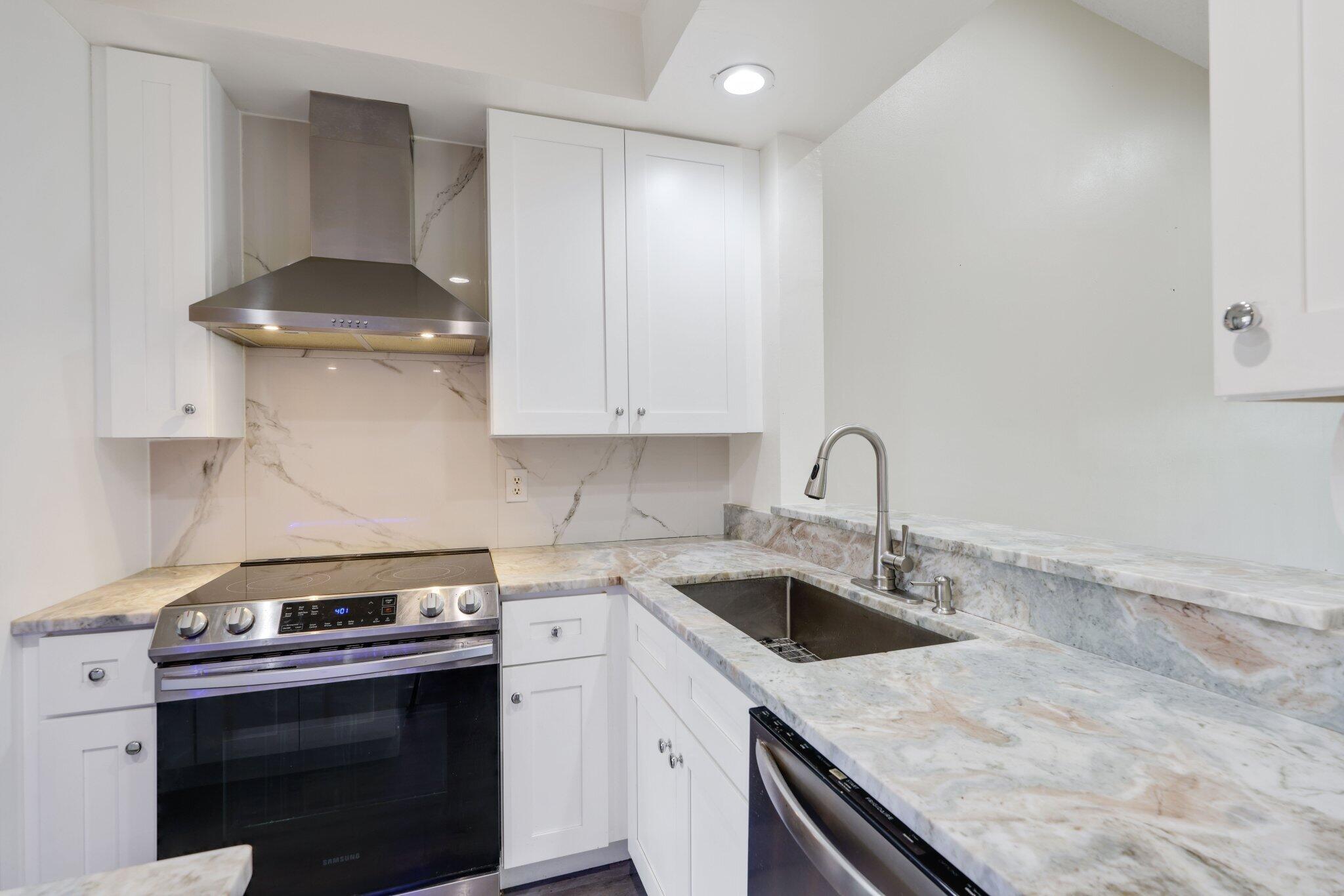 7891 Willow Springs Drive 1022