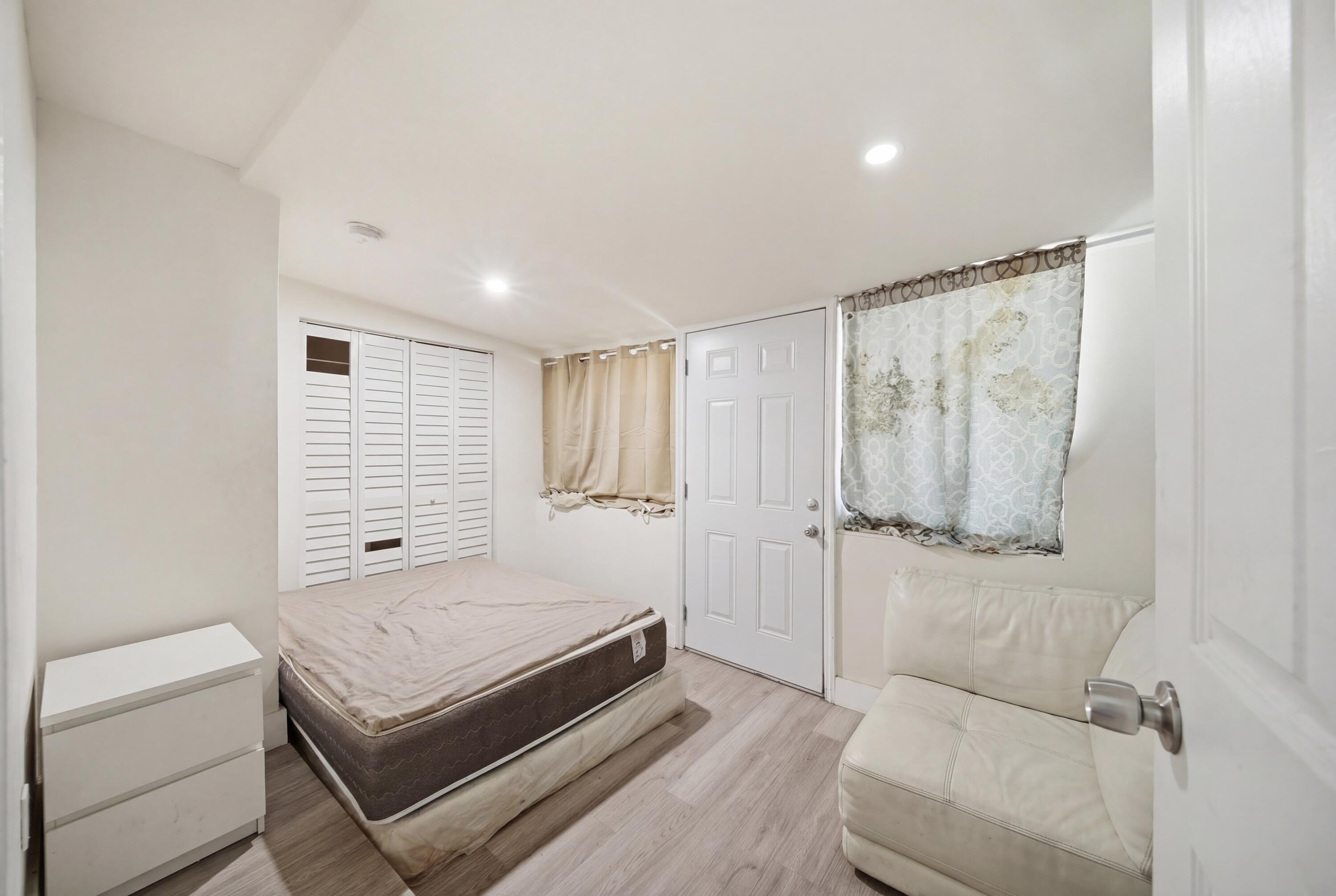 1796 NW 112th Street