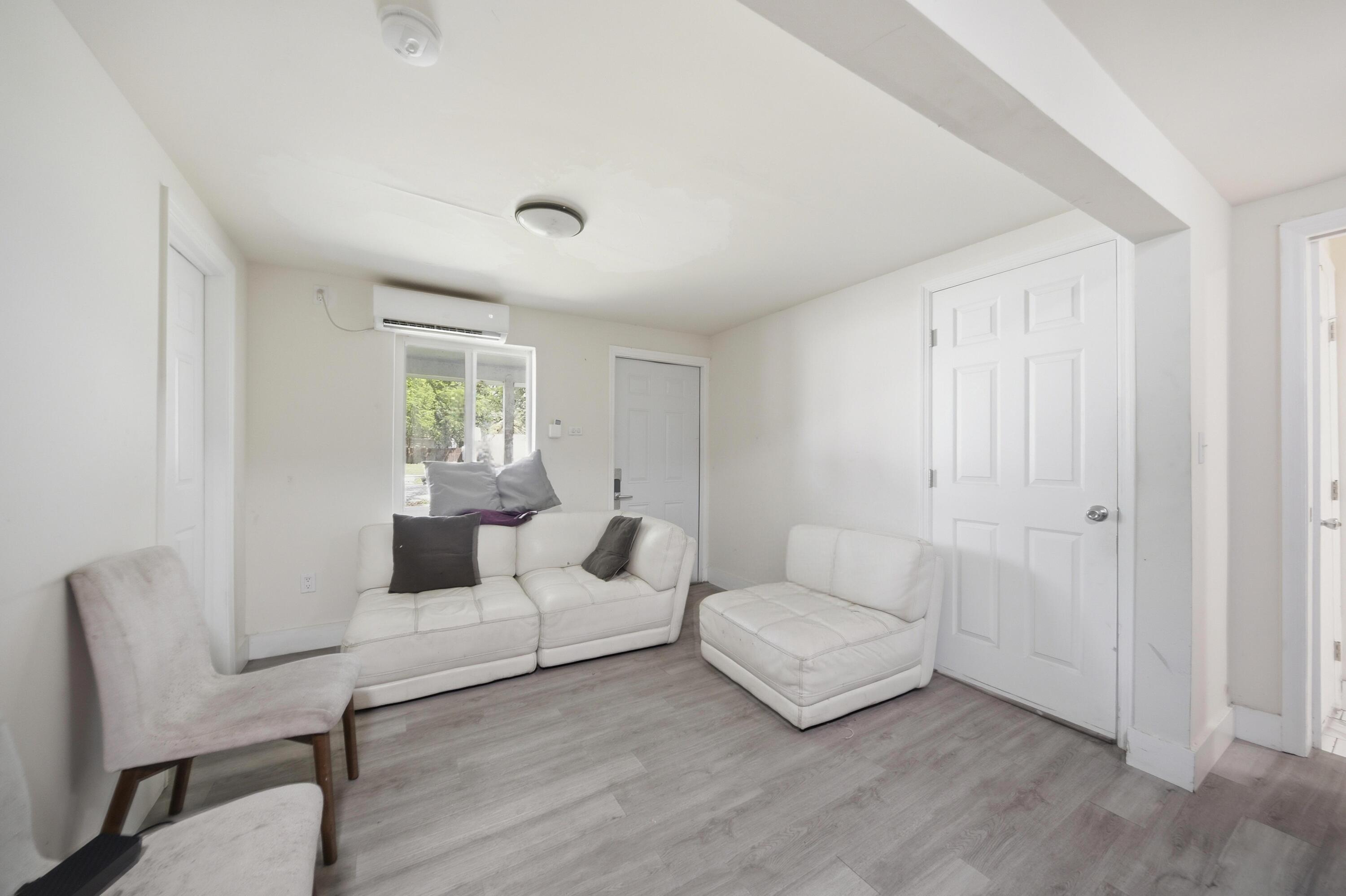 1796 NW 112th Street