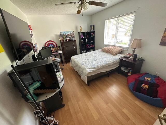 1113 SW 158th Avenue