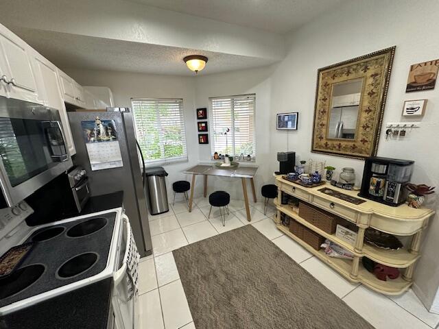 1113 SW 158th Avenue