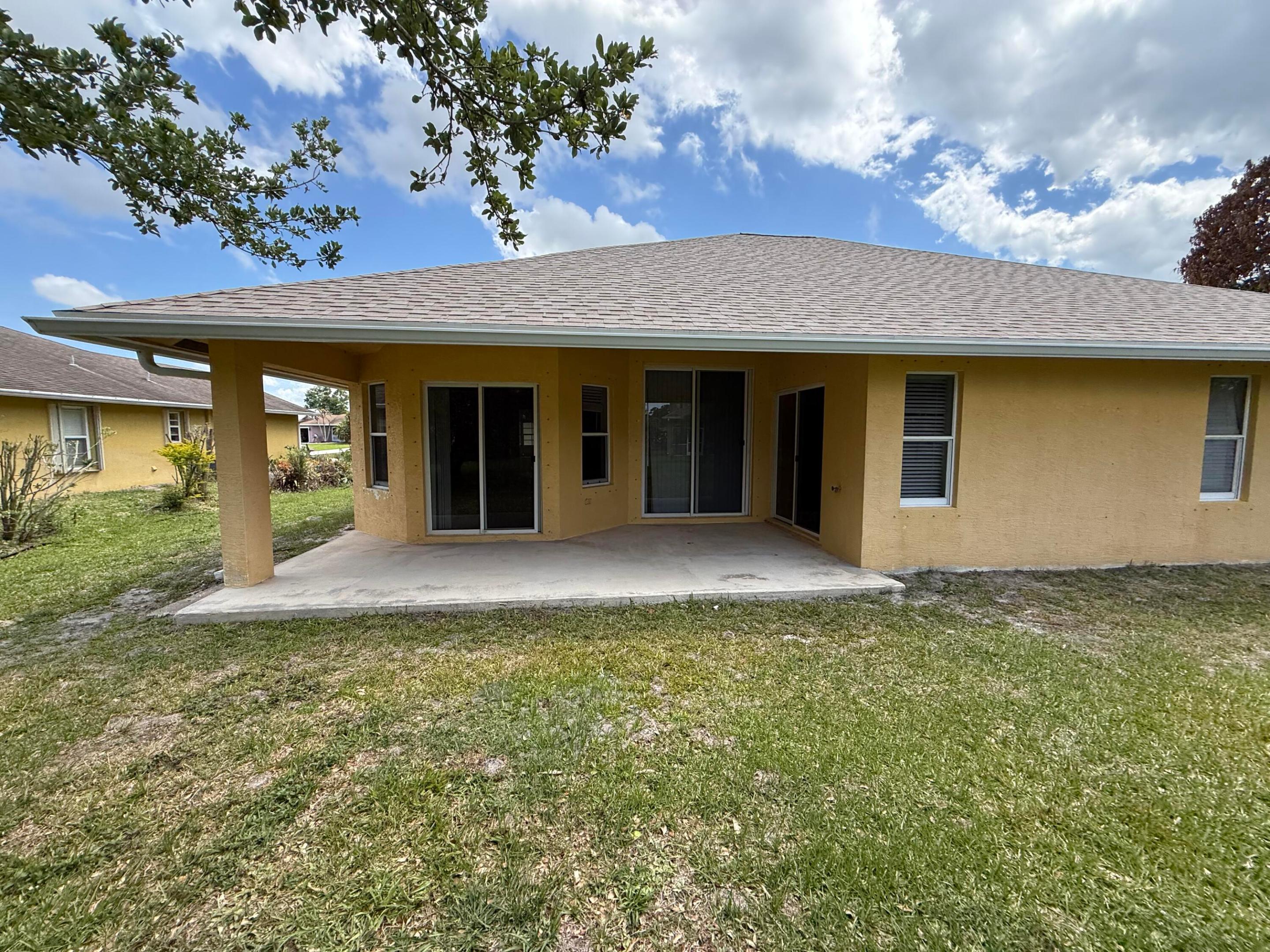 1961 SW Delmonico Avenue, Port St. Lucie