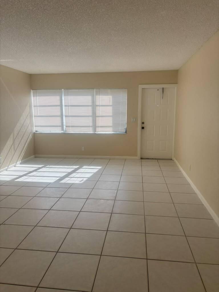 9980 TWIN LAKES Drive 35-C
