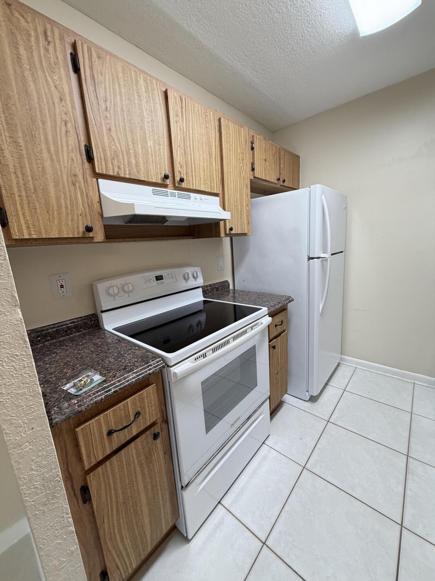 9980 TWIN LAKES Drive 35-C