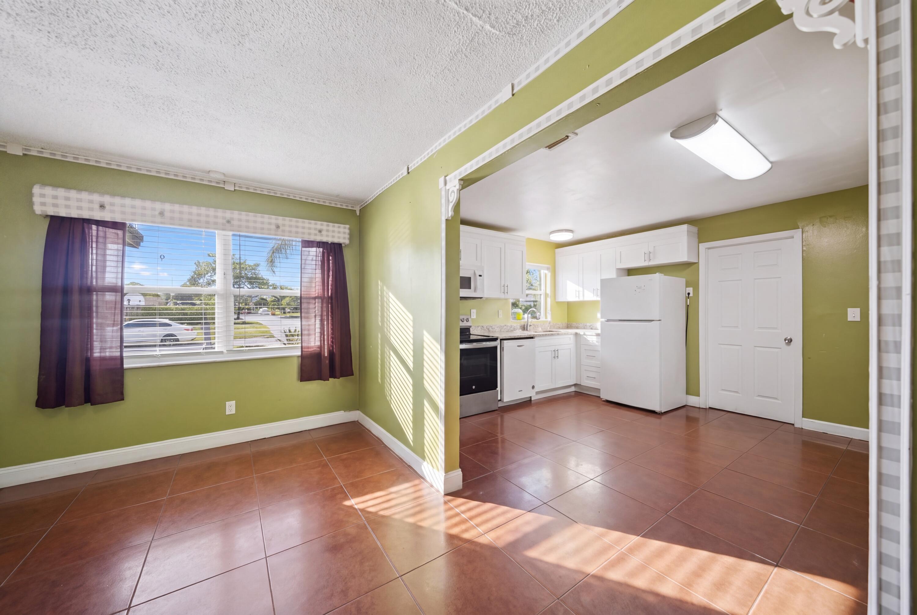 130 NE 21ST Court