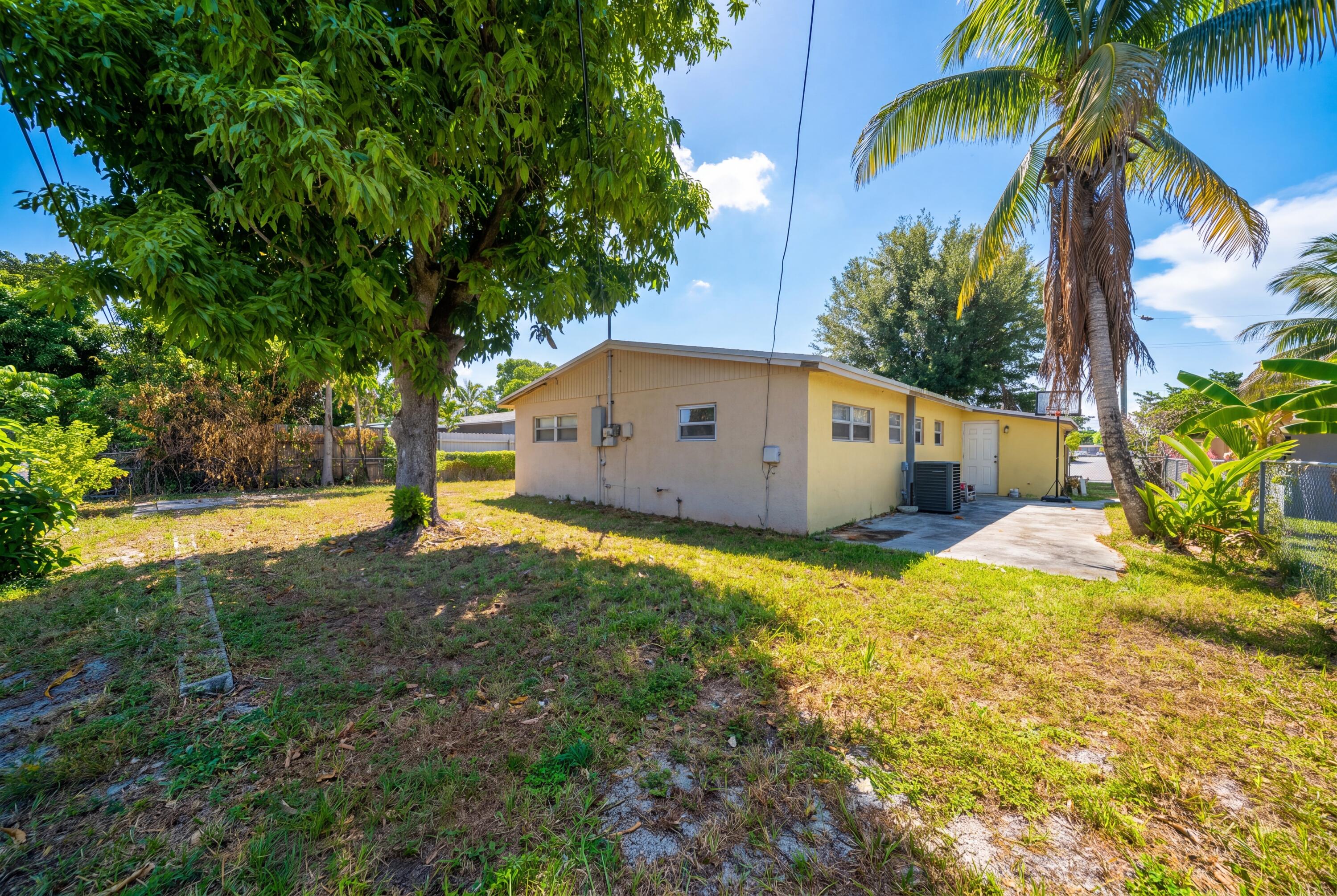130 NE 21ST Court