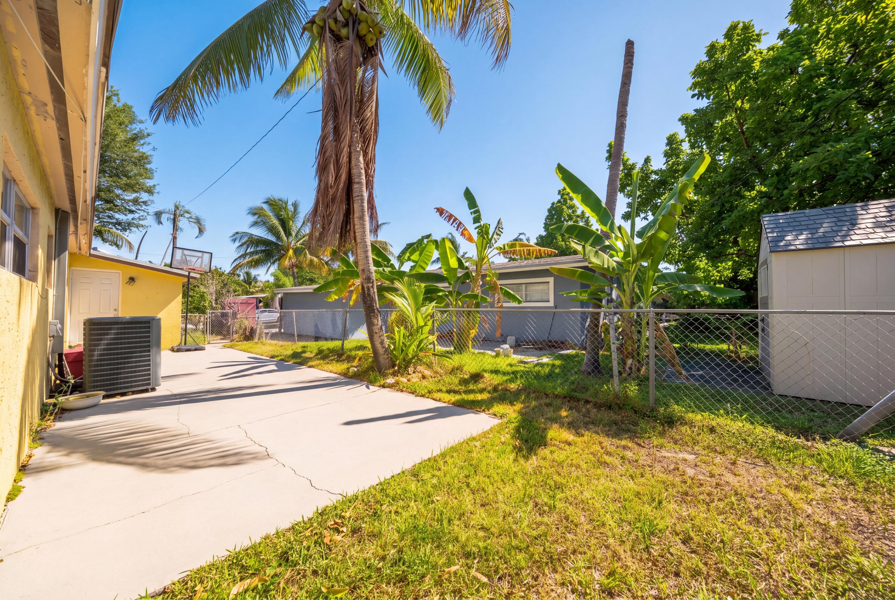 130 NE 21ST Court