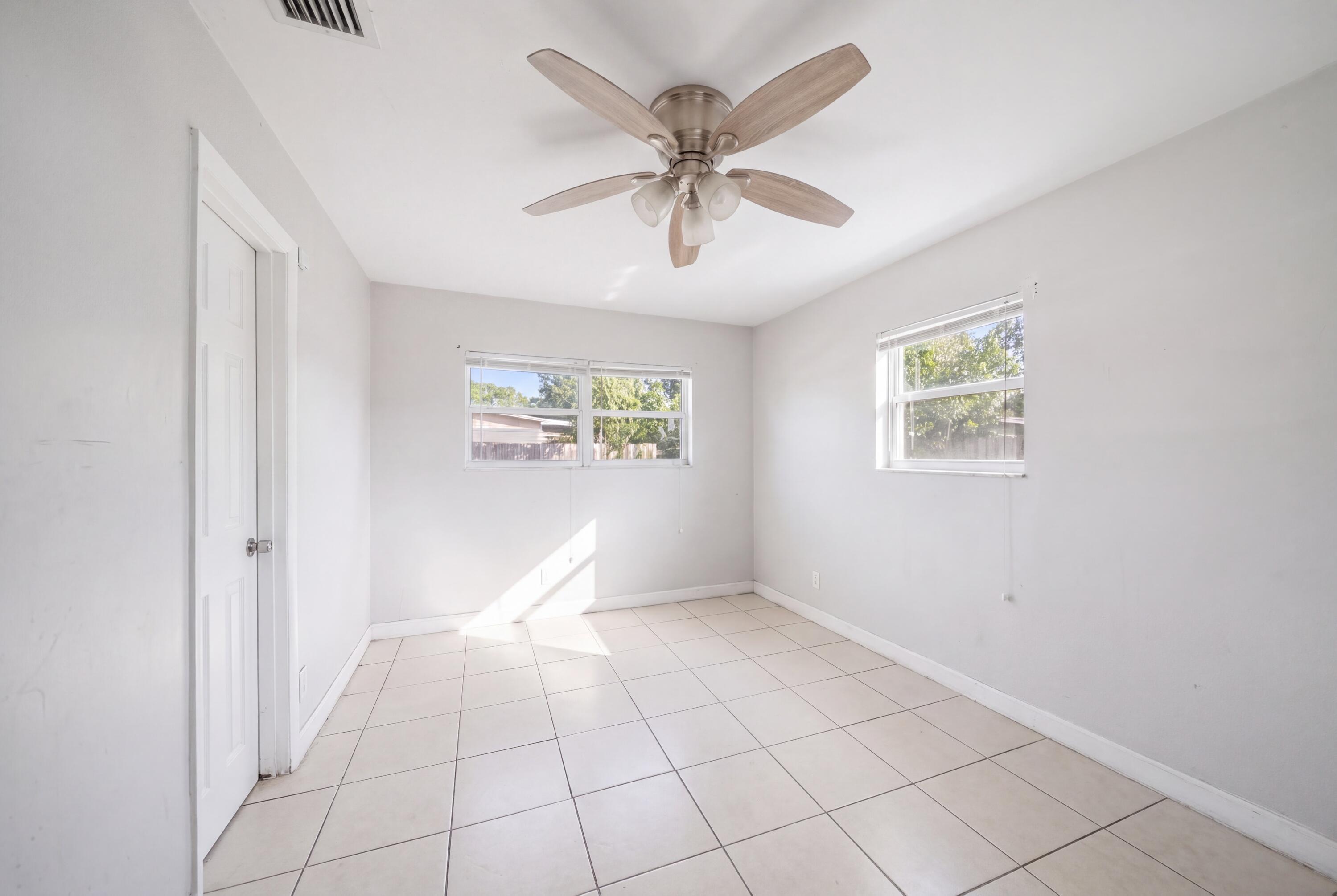 130 NE 21ST Court