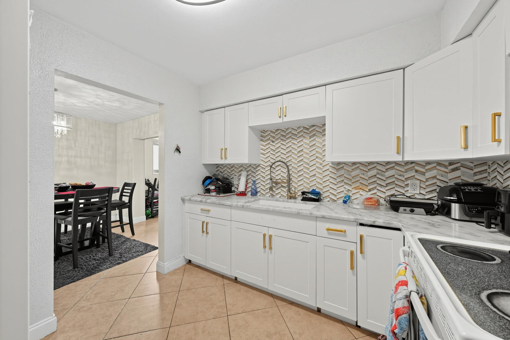 761 NW 65th Avenue