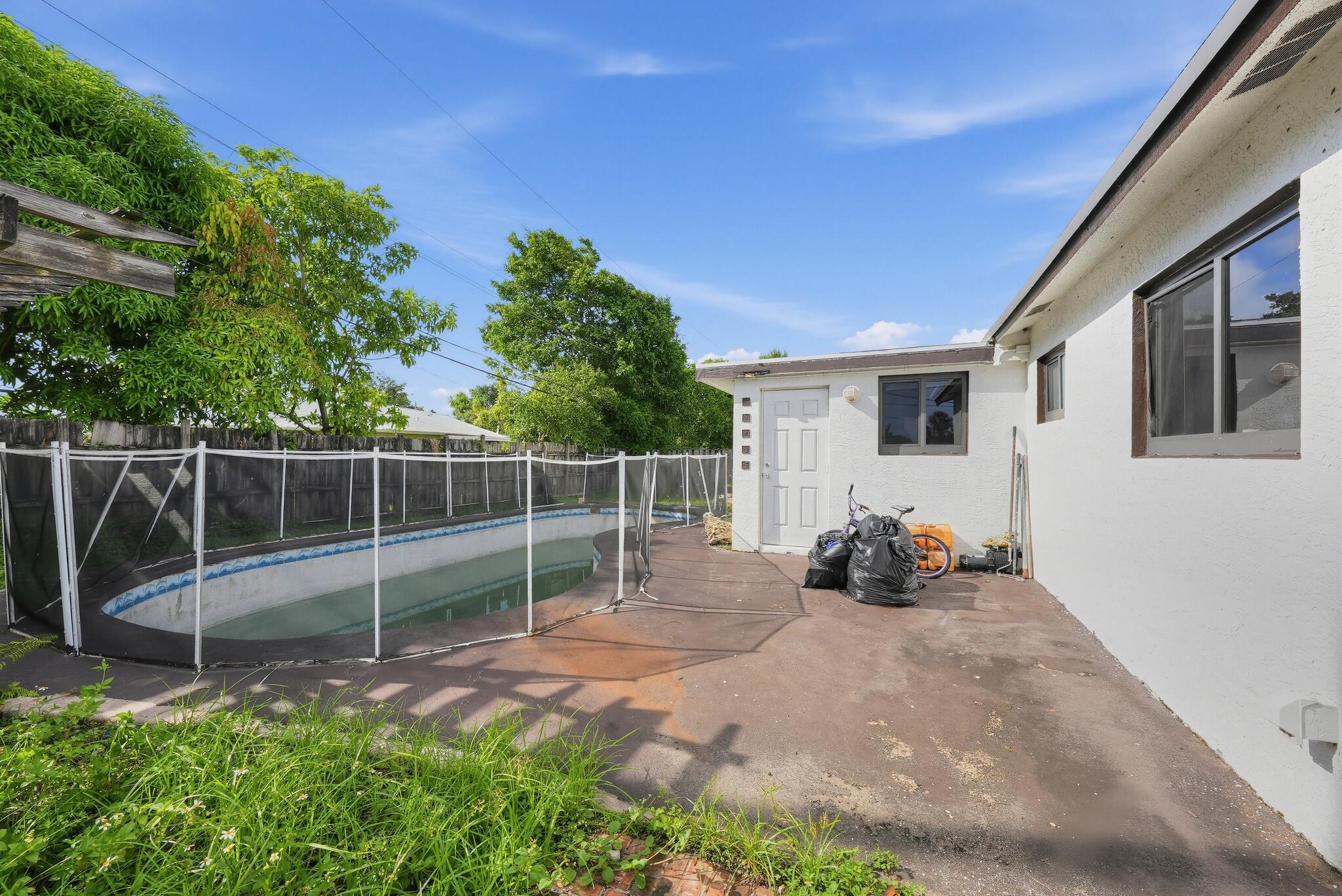 761 NW 65th Avenue